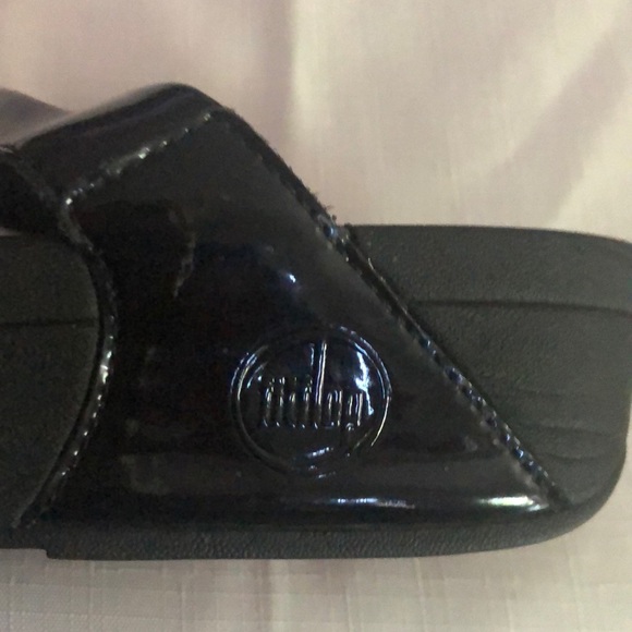 Sandals - Picture 2 of 3